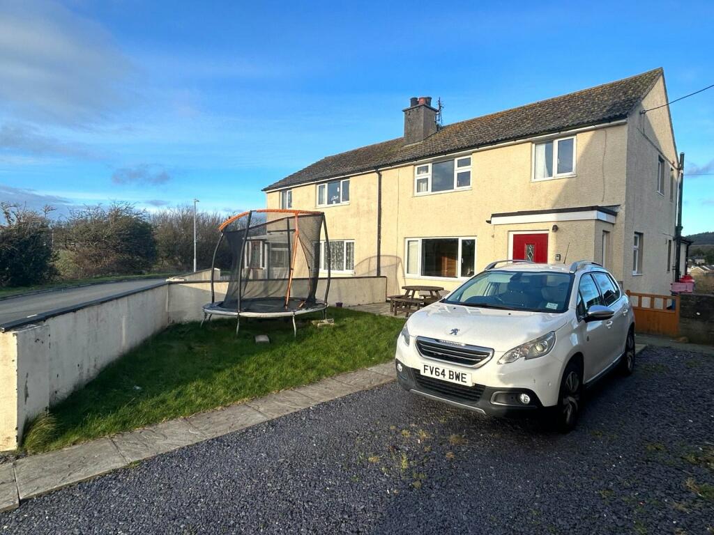 3 bedroom semidetached house for sale in Hendre Hywel, Pentraeth