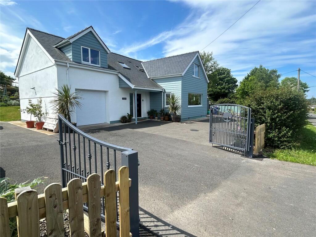 4 bedroom detached house for sale in Llaneilian, Amlwch, Anglesey, Sir ...