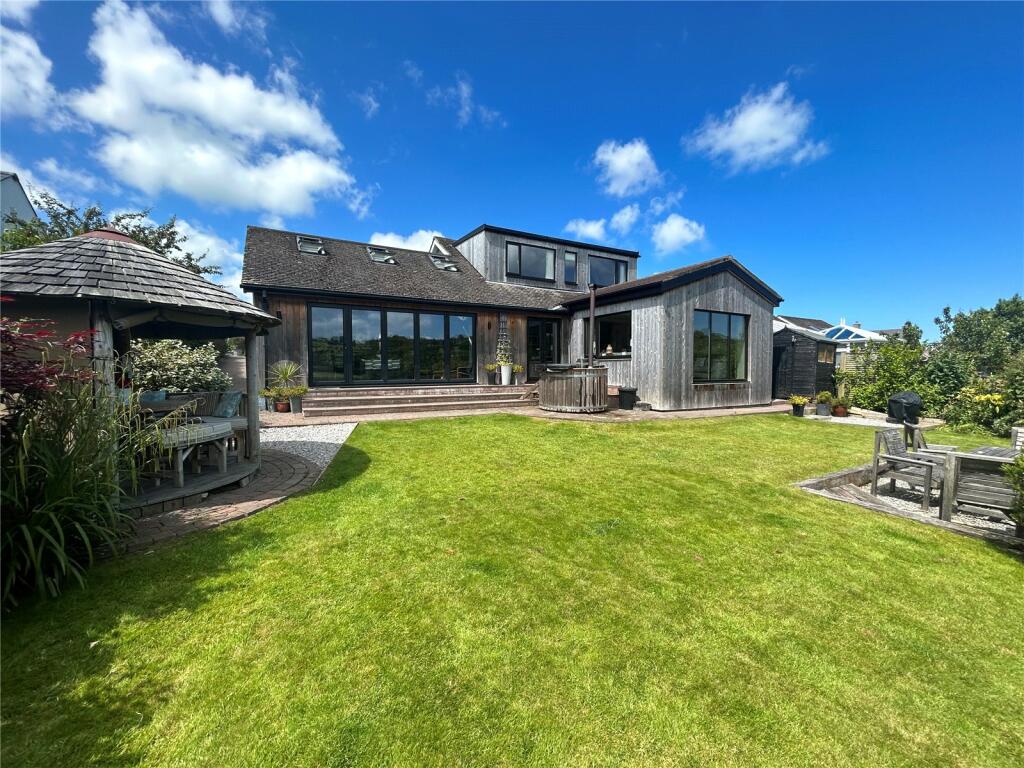 3 bedroom bungalow for sale in Rhianfa, Benllech, Anglesey, Sir Ynys