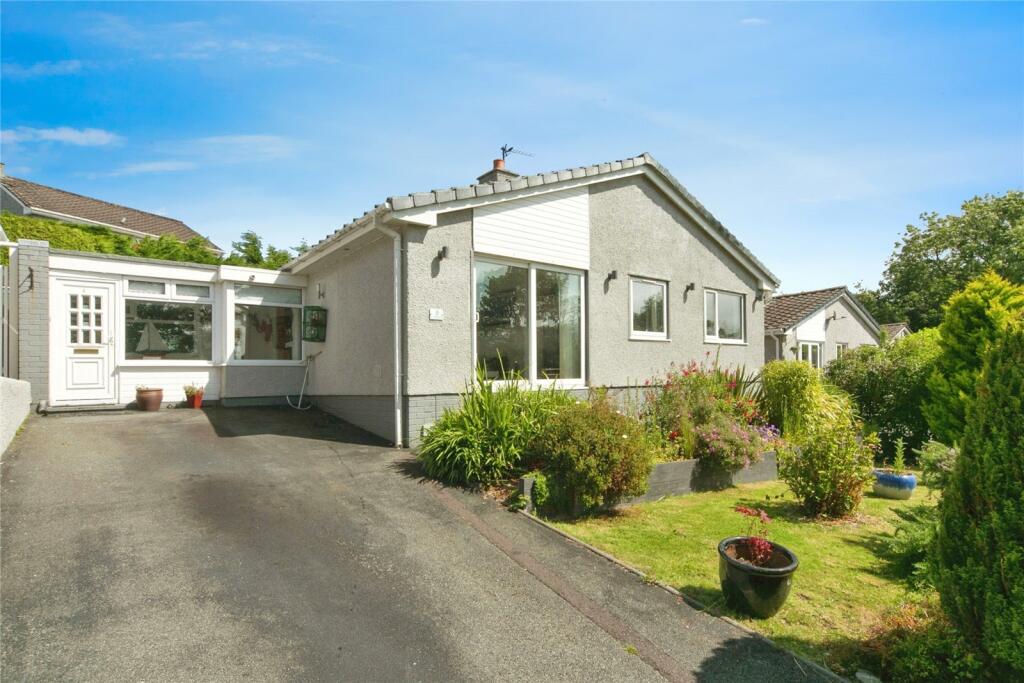 3 bedroom bungalow for sale in Stad Bryn Goleu, Benllech, Isle of