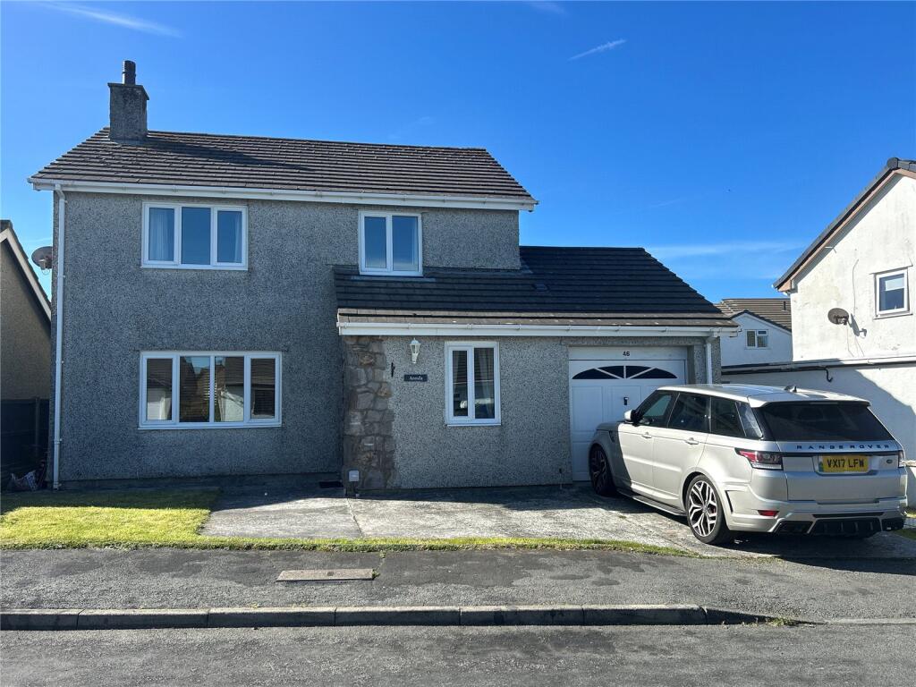 Main image of property: Maes Derwydd, Llangefni, Isle of Anglesey, LL77
