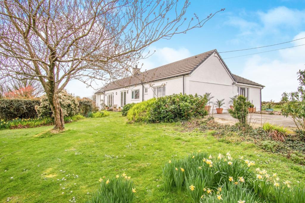 4 bedroom bungalow for sale in Penmynydd, Llanfairpwllgwyngyll