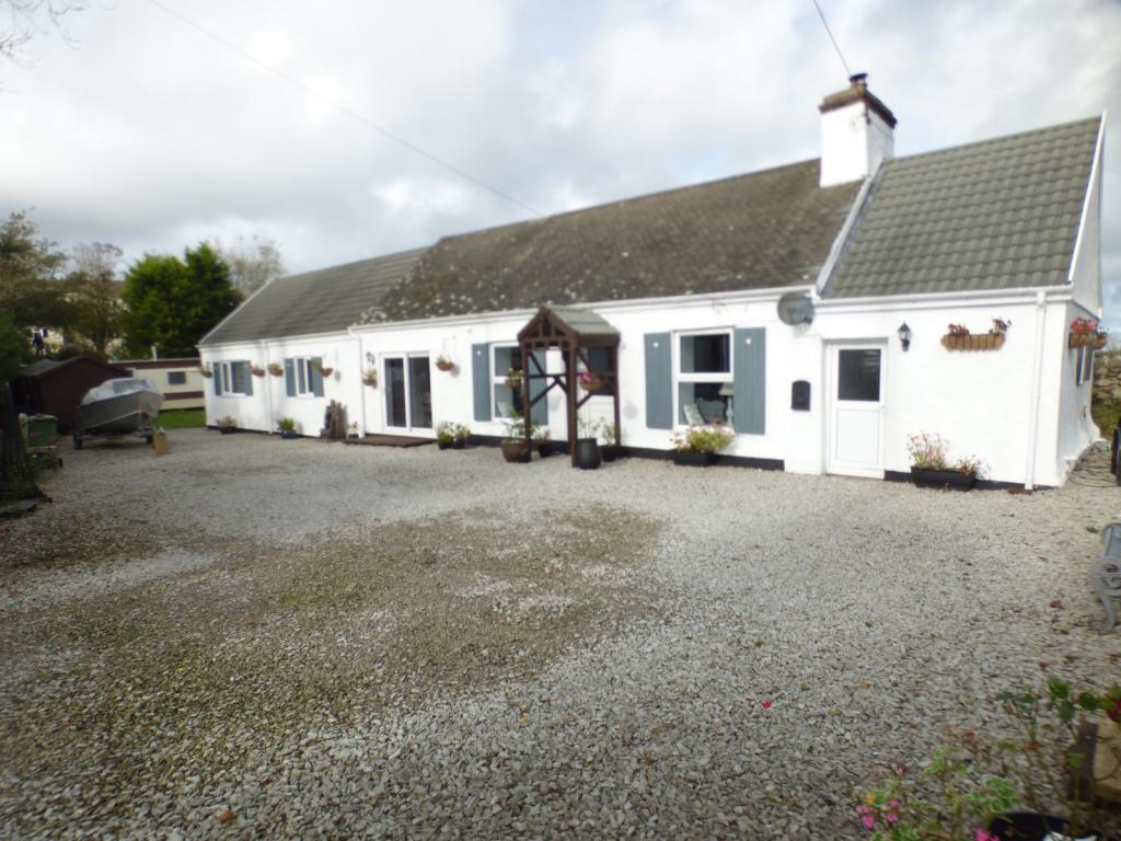 4 bedroom detached house for sale in Penysarn, Anglesey, Sir Ynys Mon, LL69