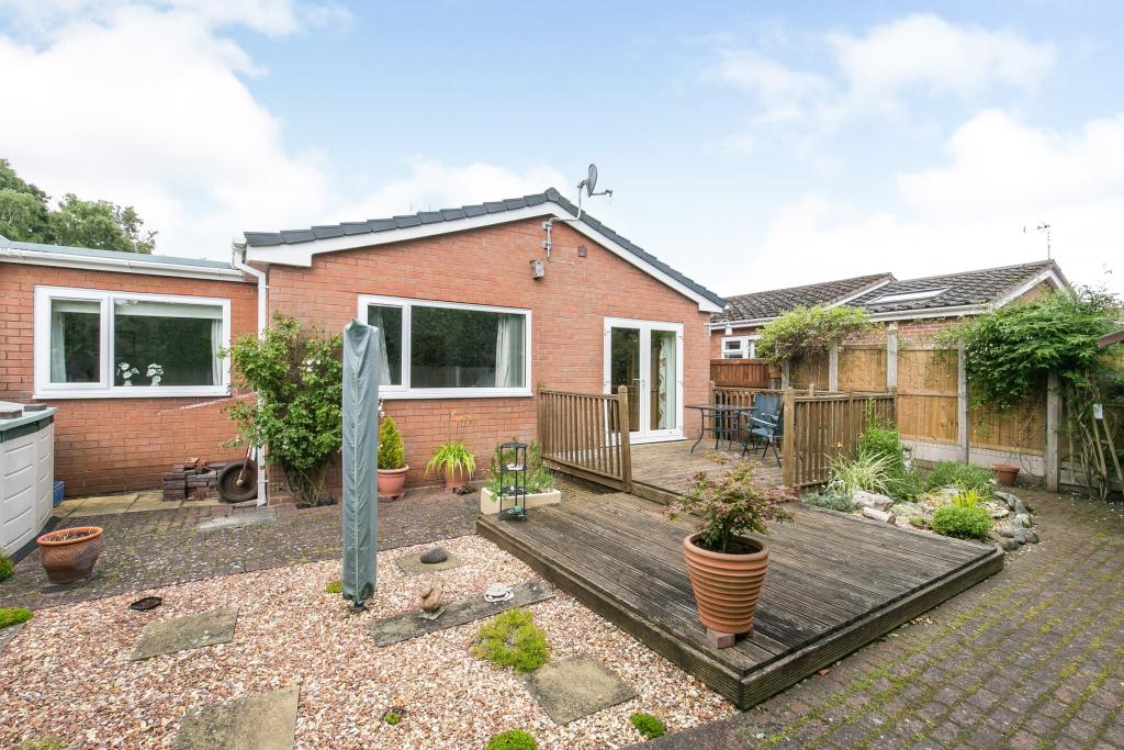 3 bedroom bungalow for sale in Ffordd Celyn, Sychdyn, Mold, Flintshire, CH7