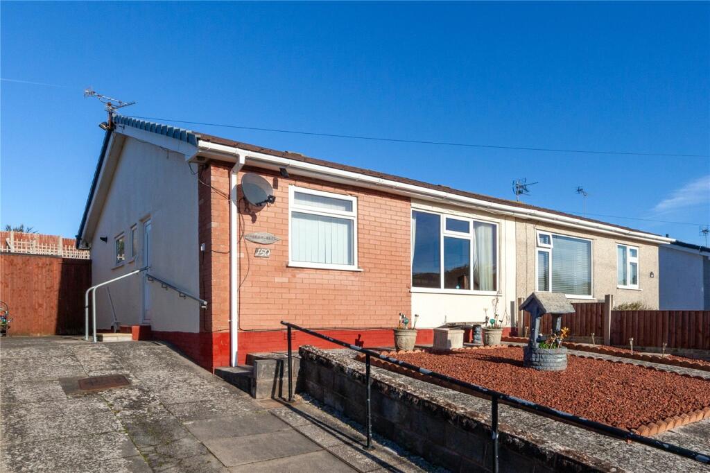 2 bedroom bungalow for sale in Grosvenor Road, Prestatyn, Denbighshire, LL19