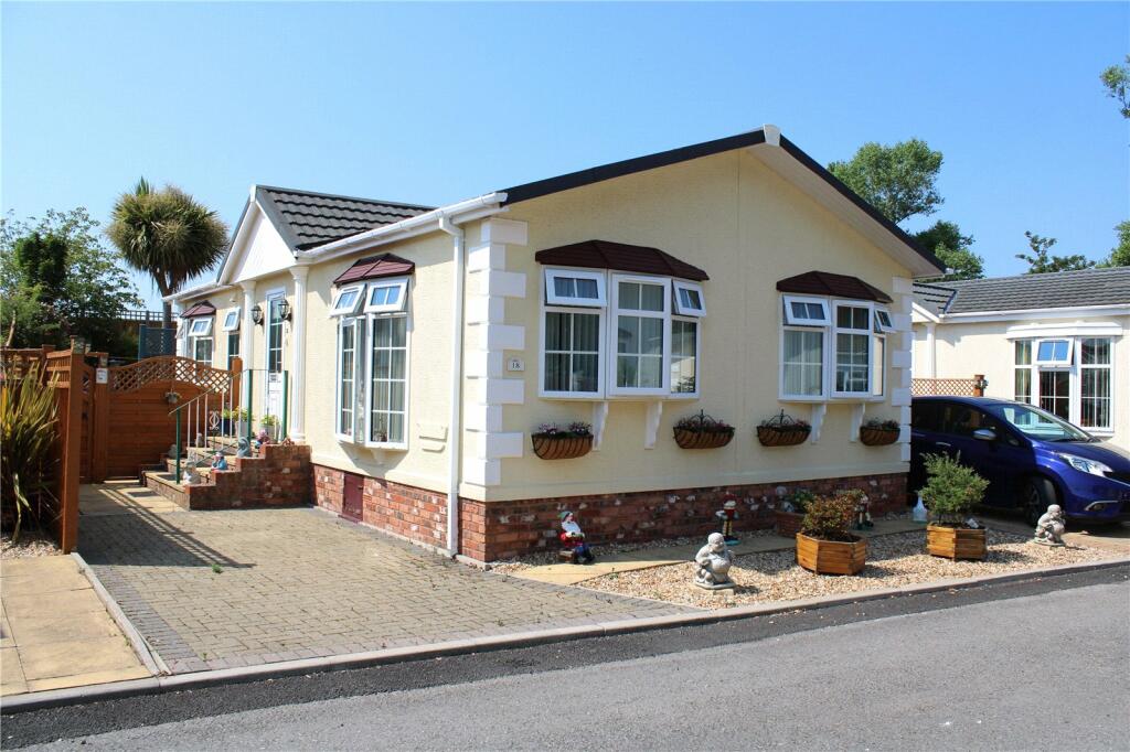 2 bedroom bungalow for sale in Morfa Ddu, Prestatyn, Denbighshire, ., LL19