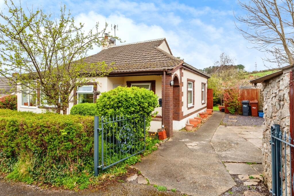 3 bedroom bungalow for sale in Gwaenysgor, Y Rhyl, Gwaenysgor, Rhyl, LL18
