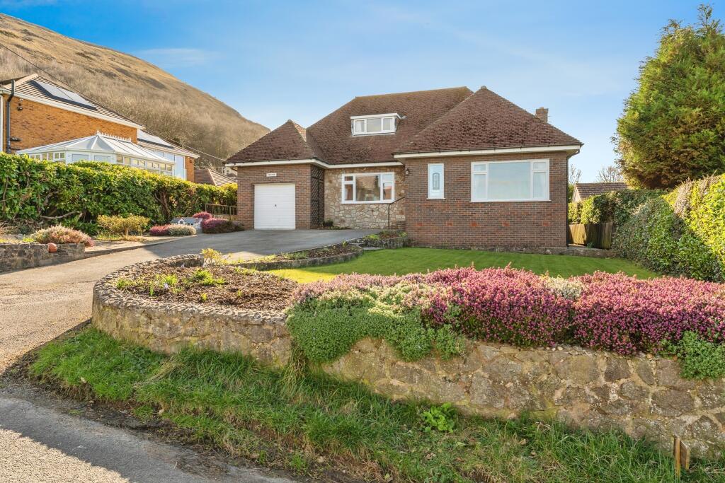 Main image of property: Ffordd Ffynnon, Dyserth, Rhyl, Denbighshire, LL18
