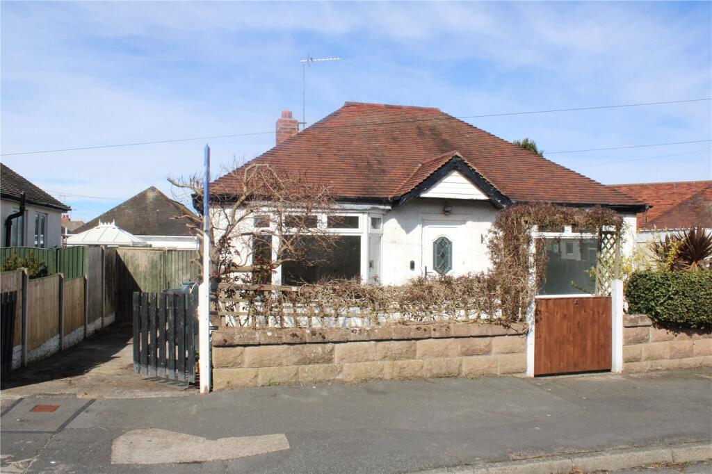 Main image of property: St. Annes Avenue, Prestatyn, Denbighshire, LL19