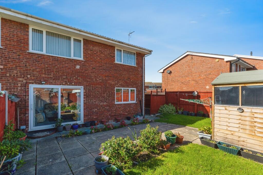 Main image of property: Lon Gwyndaf, Prestatyn, Denbighshire, LL19