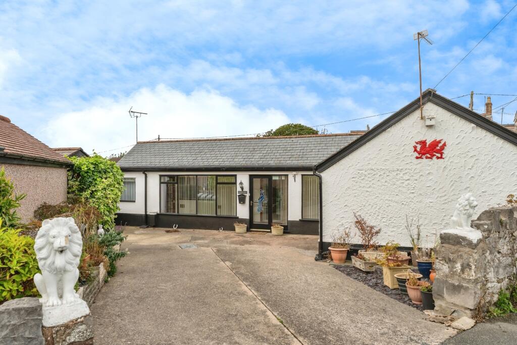 Main image of property: Bryn Y Felin, Dyserth, Rhyl, Denbighshire, LL18