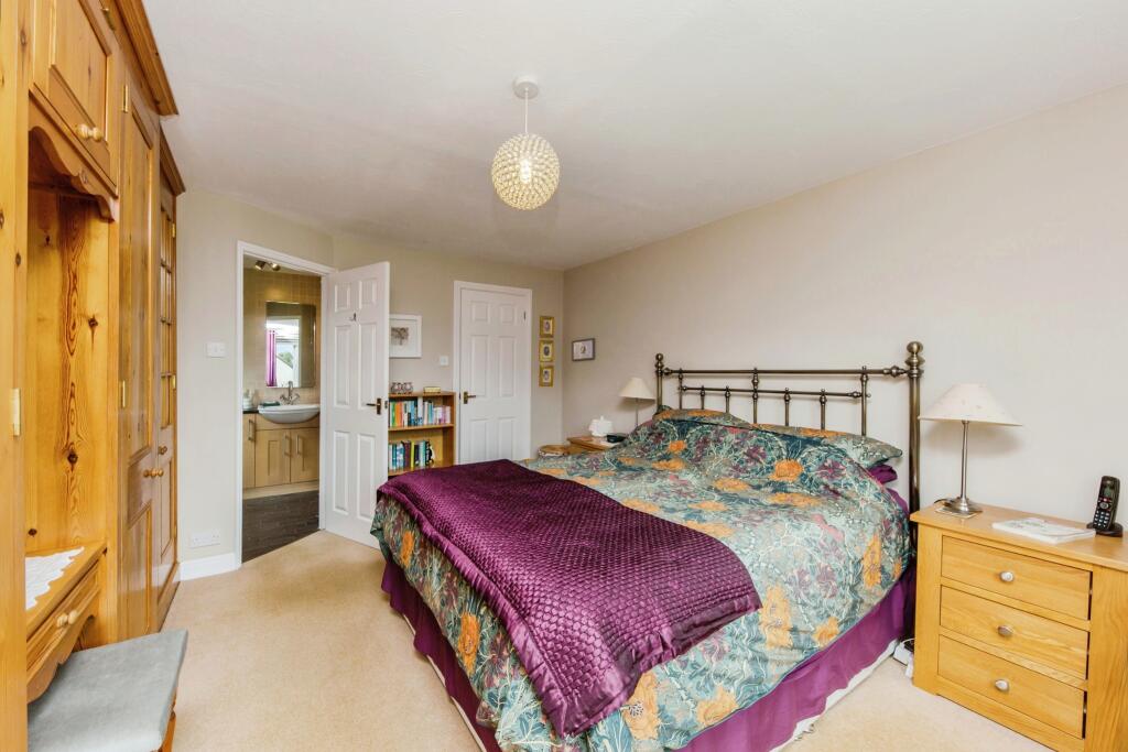 Additional property image - Peacock Avenue, Winsford, Cheshire, CW7