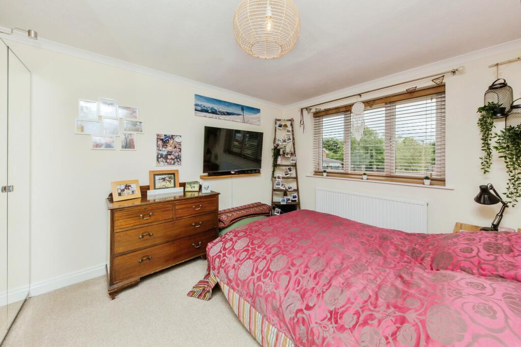 Additional property image - Peacock Avenue, Winsford, Cheshire, CW7