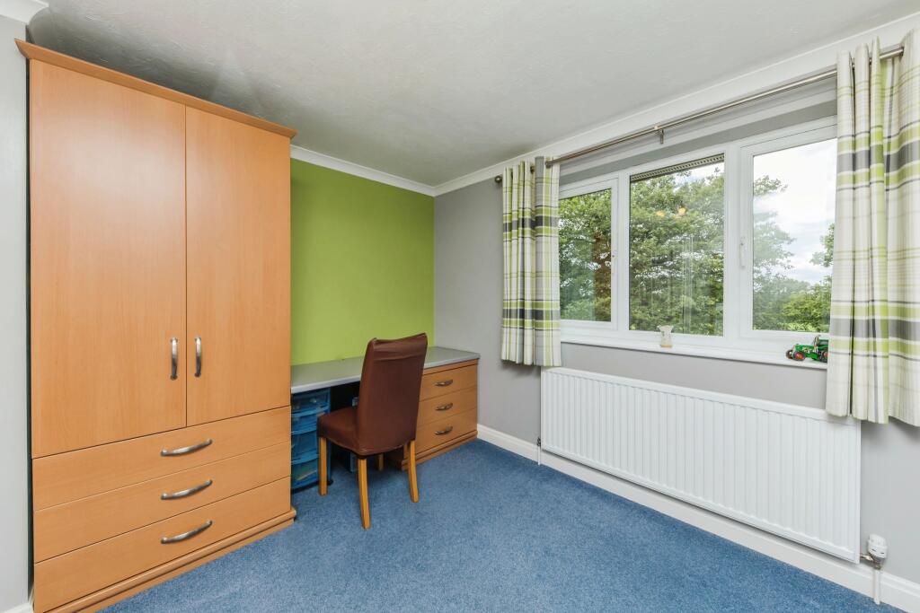 Additional property image - Peacock Avenue, Winsford, Cheshire, CW7