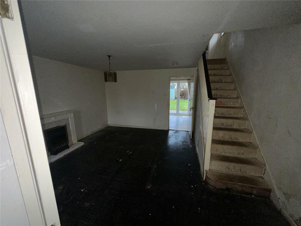Additional property image - Firtree Close, Winsford, Cheshire, CW7