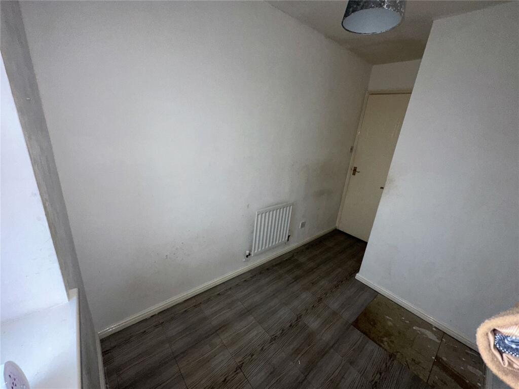 Additional property image - Firtree Close, Winsford, Cheshire, CW7