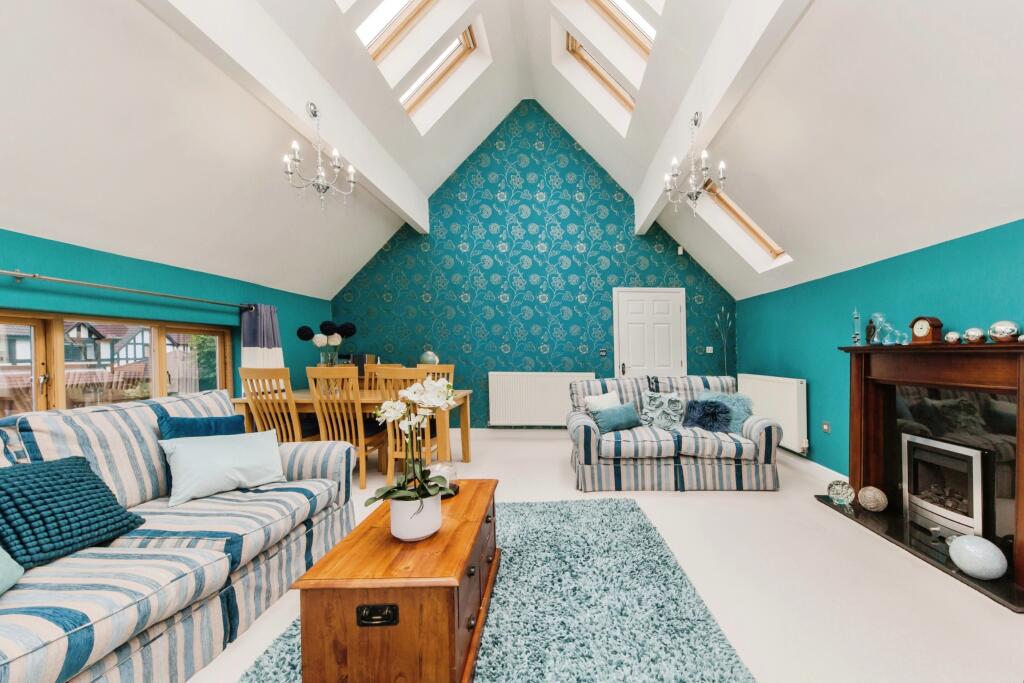 Additional property image - Dunham Court, Hartford, Northwich, Cheshire, CW8