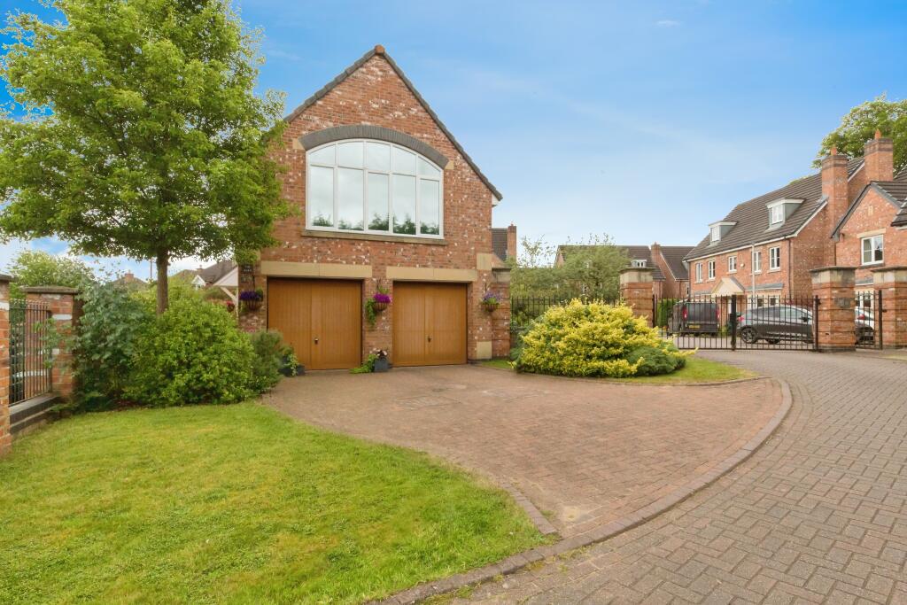 Additional property image - Dunham Court, Hartford, Northwich, Cheshire, CW8