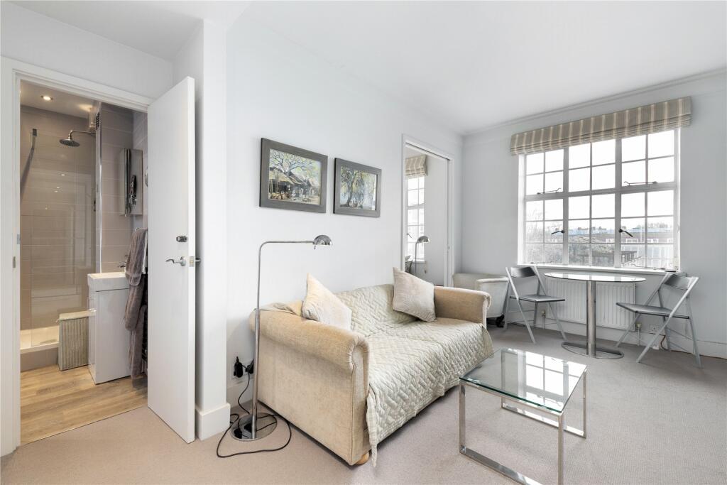 Main image of property: Kings Court South, Chelsea Manor Gardens, Chelsea, London, SW3