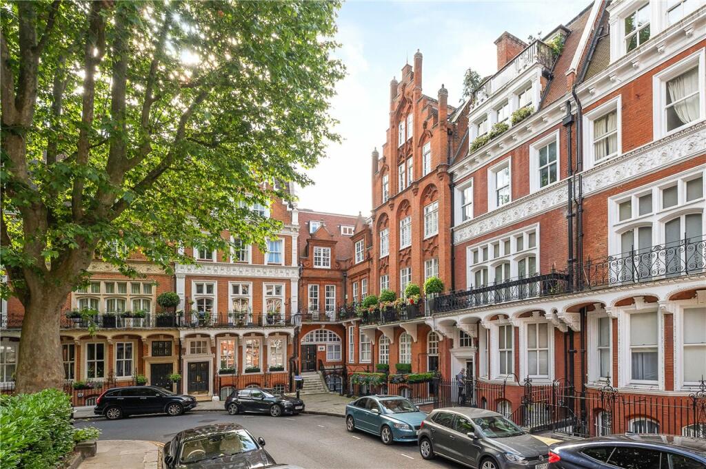 Main image of property: Kensington Court, Kensington, LONDON, W8