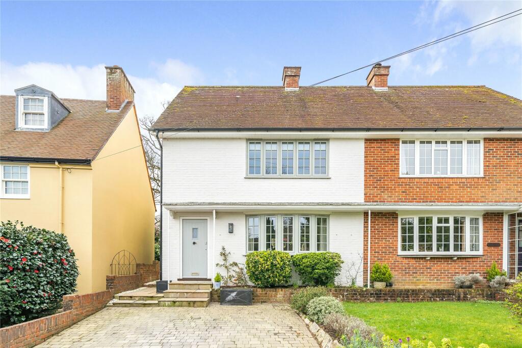 2 bedroom semidetached house for sale in Church Lane, Lymington