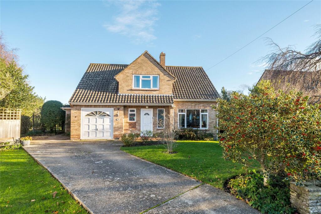 Main image of property: Lisle Close, Lymington, SO41