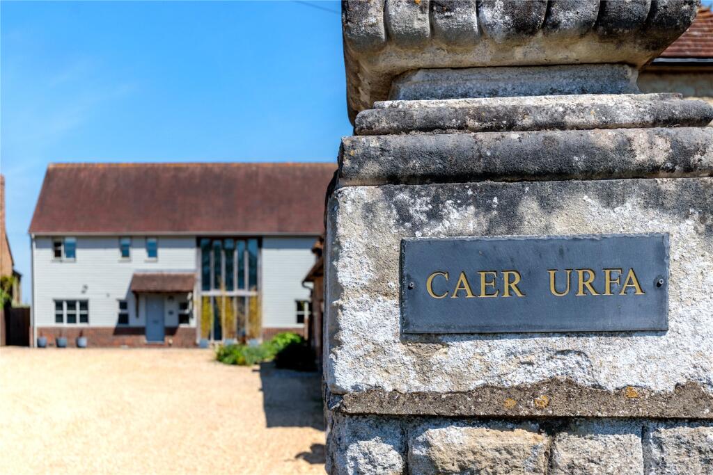 Main image of property: Berrick Salome, Wallingford, Oxfordshire, OX10