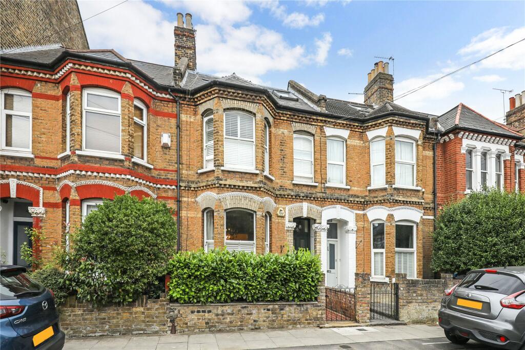 Southfields vs East Finchley to buy