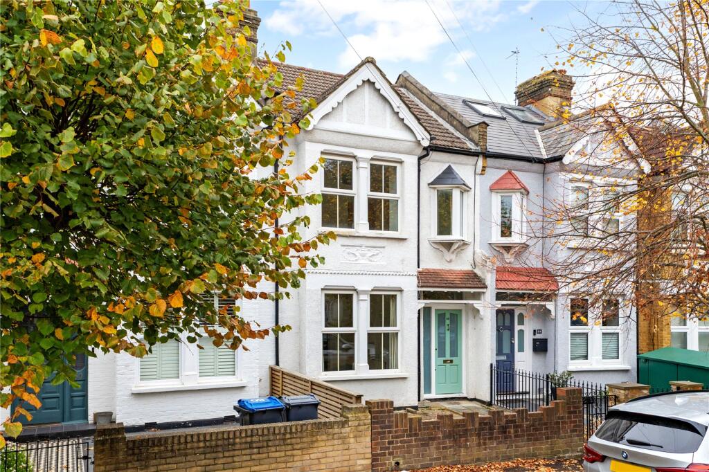 Main image of property: Carlton Park Avenue, London, SW20