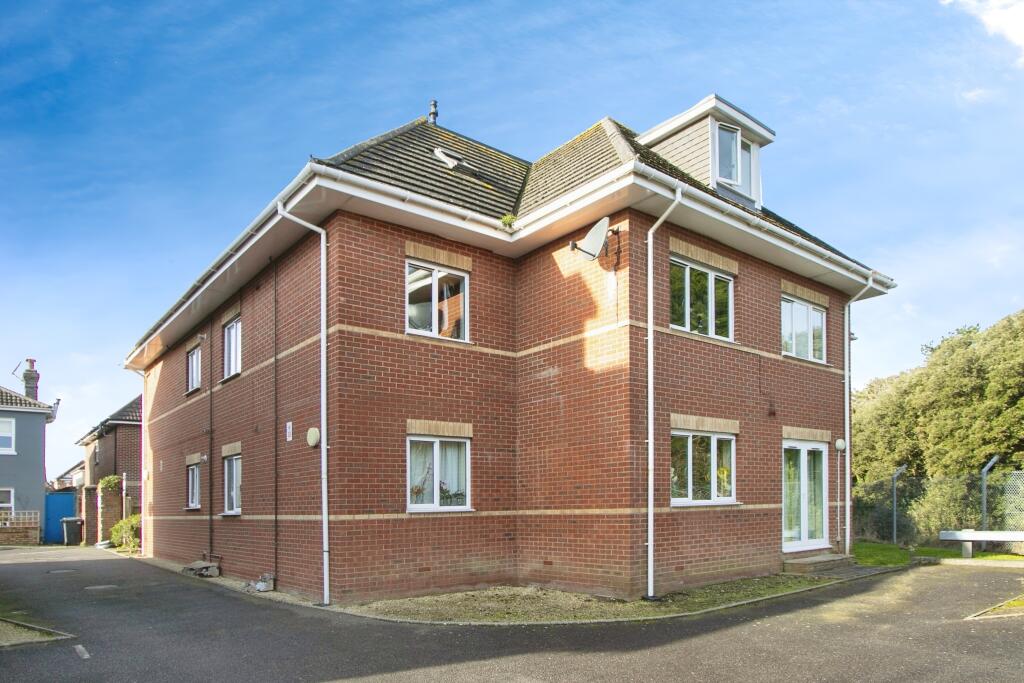 Additional property image - Warwick Road, Bournemouth, Dorset, BH7