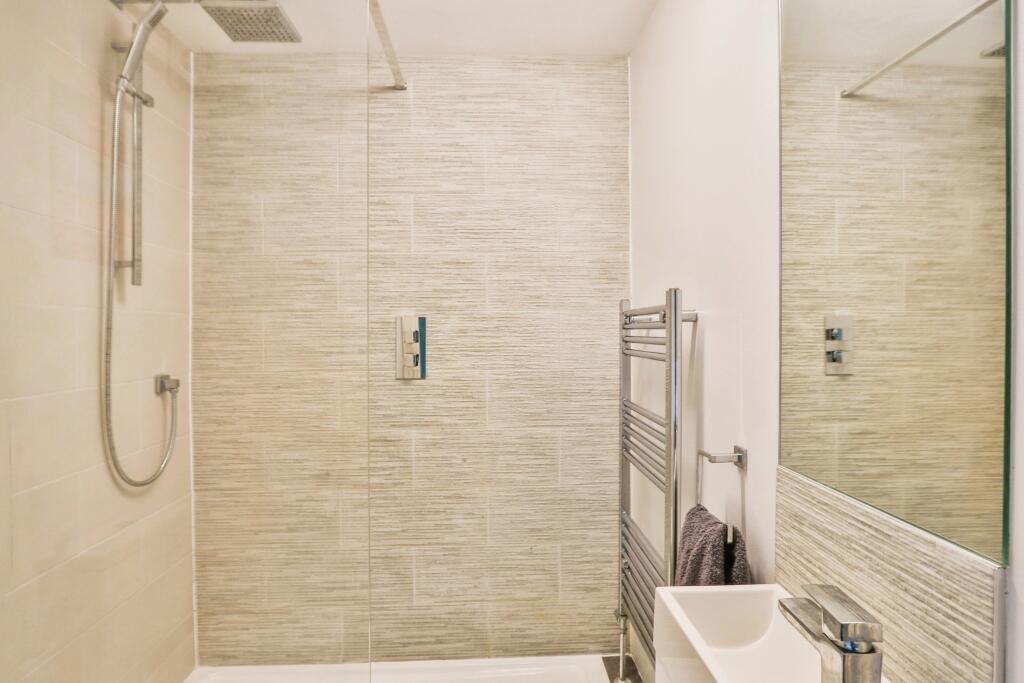 Additional property image - Warwick Road, Bournemouth, Dorset, BH7