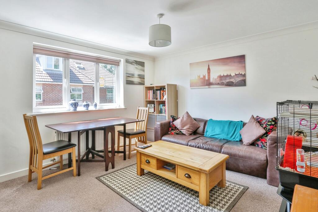 Additional property image - Warwick Road, Bournemouth, Dorset, BH7