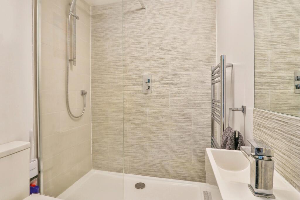 Additional property image - Warwick Road, Bournemouth, Dorset, BH7