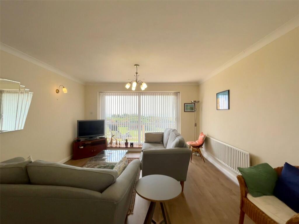 Additional property image - Boscombe Overcliff Drive, Bournemouth, Dorset, BH5