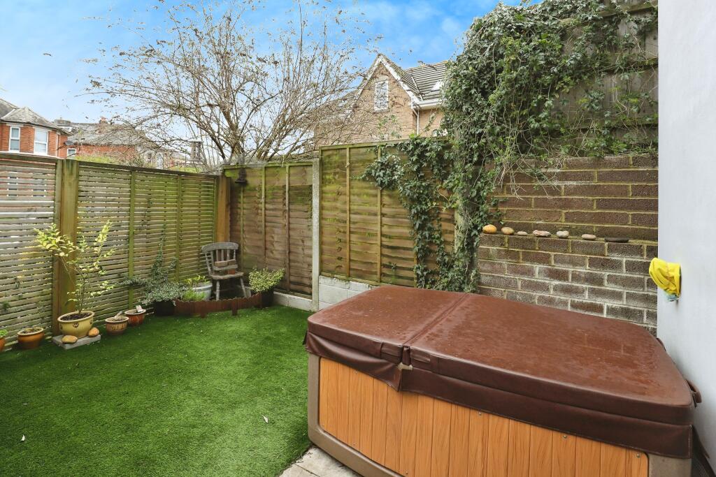 Additional property image - Hengist Road, Bournemouth, Dorset, BH1