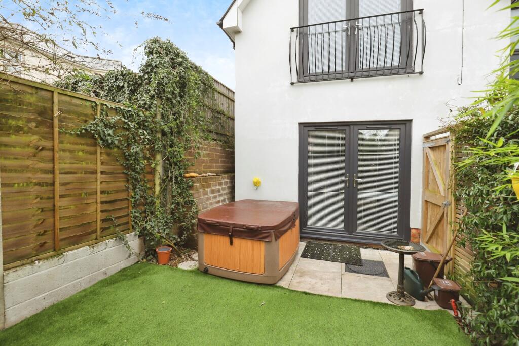 Additional property image - Hengist Road, Bournemouth, Dorset, BH1
