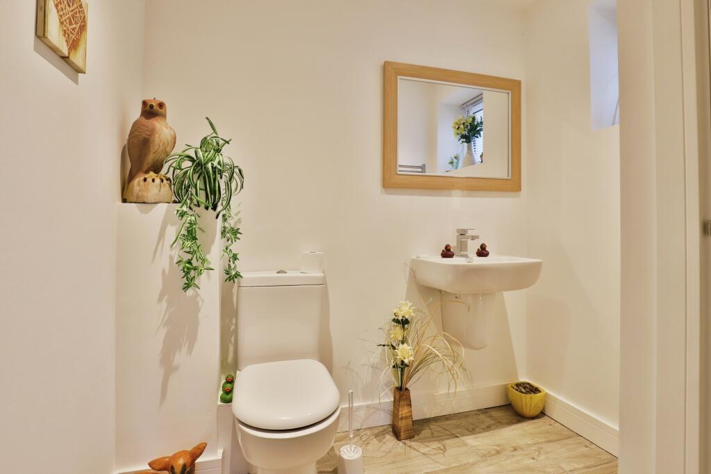 Additional property image - Hengist Road, Bournemouth, Dorset, BH1