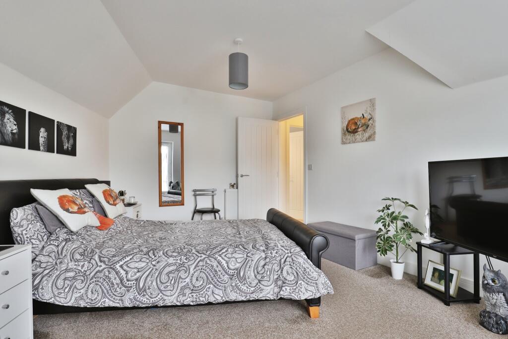 Additional property image - Hengist Road, Bournemouth, Dorset, BH1