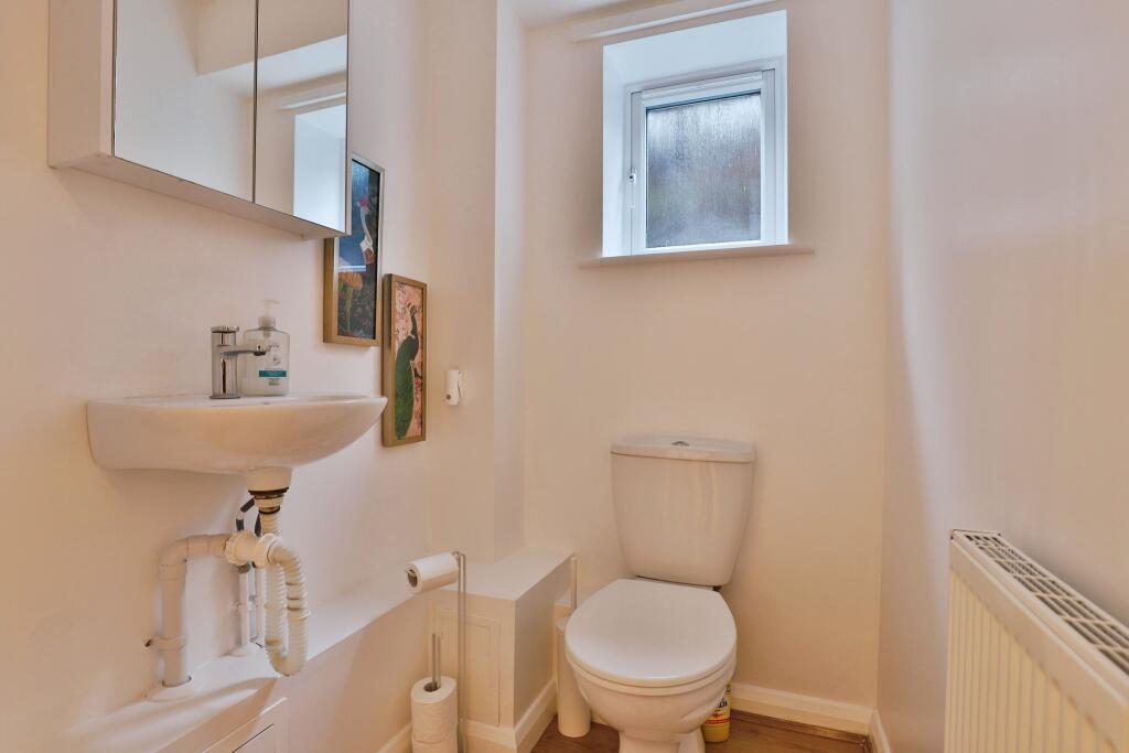 Additional property image - Frances Road, BOURNEMOUTH, Dorset, BH1