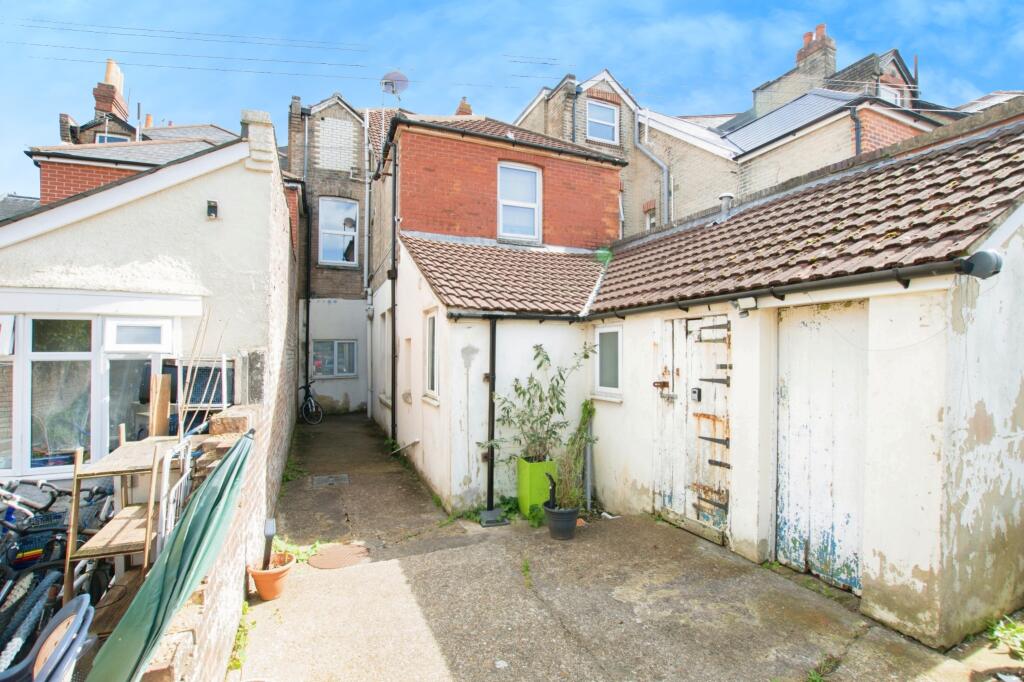 Additional property image - Holdenhurst Road, Bournemouth, Dorset, BH8