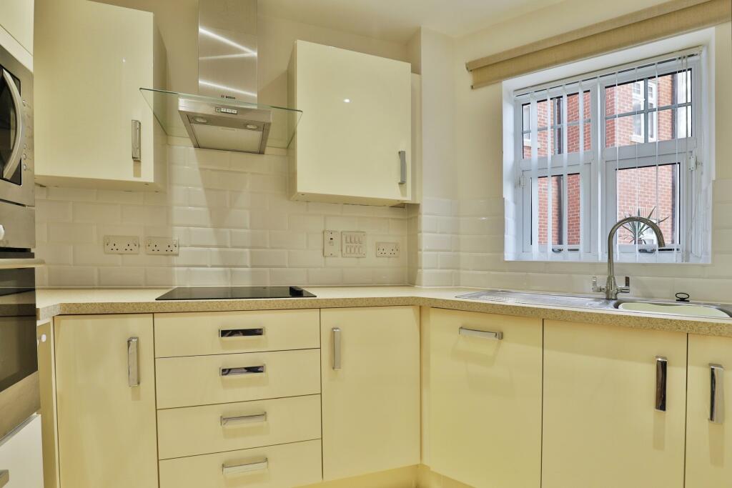 Additional property image - Tuckton Road, BOURNEMOUTH, Dorset, BH6