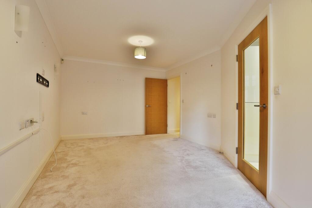 Additional property image - Tuckton Road, BOURNEMOUTH, Dorset, BH6