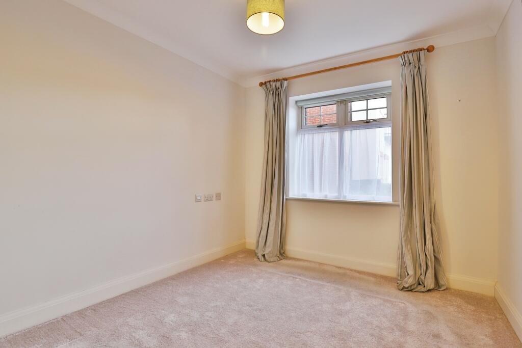Additional property image - Tuckton Road, BOURNEMOUTH, Dorset, BH6