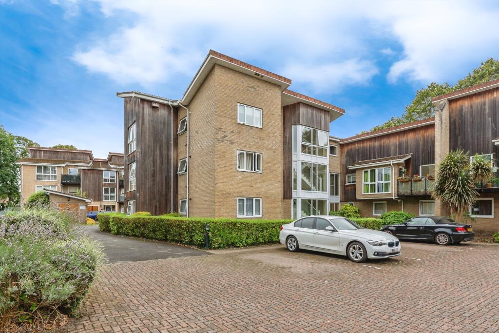 Main image of property: Regents Park Road, Regents Park, Southampton, SO15