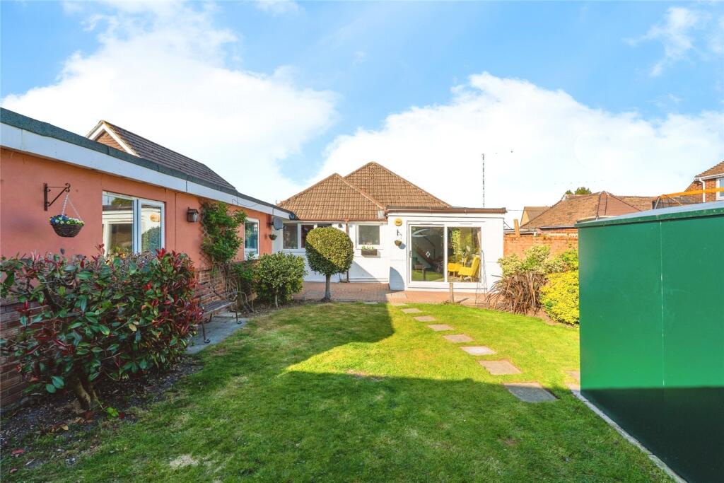 Main image of property: Hammonds Green, Totton, Southampton, Hampshire, SO40