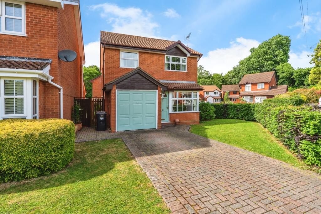 Main image of property: Chaffinch Close, West Totton, Southampton, Hampshire, SO40