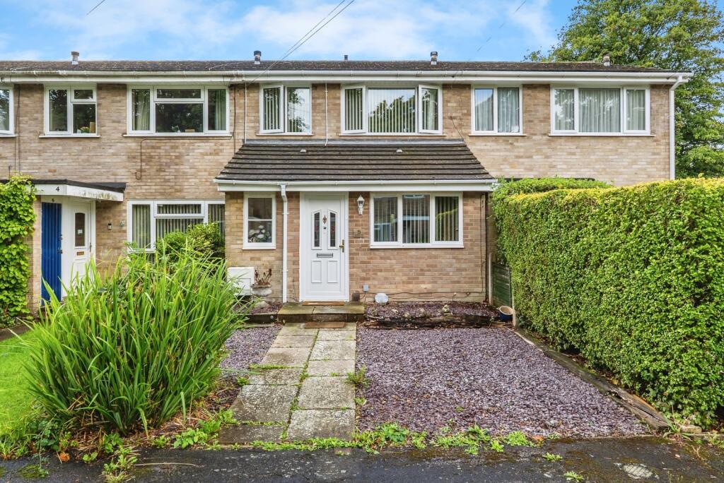 Main image of property: Appletree Close, Calmore, Southampton, Hampshire, SO40