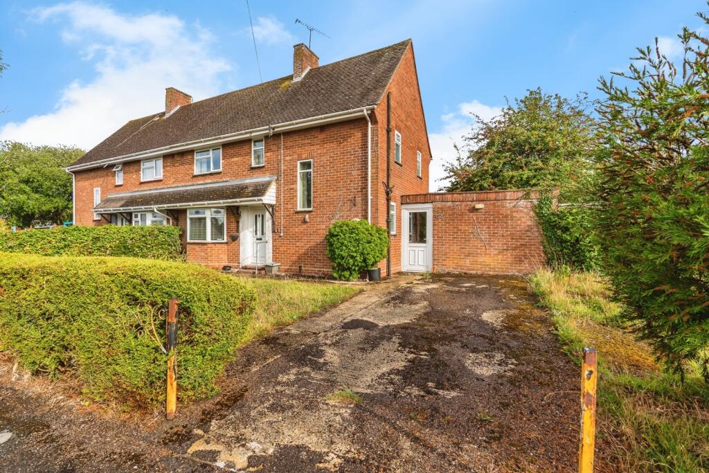 Main image of property: Players Crescent, Rushington, Southampton, Hampshire, SO40