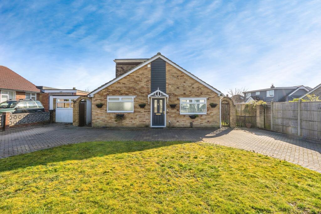 Main image of property: Spring Vale, Waterlooville, Hampshire, PO8
