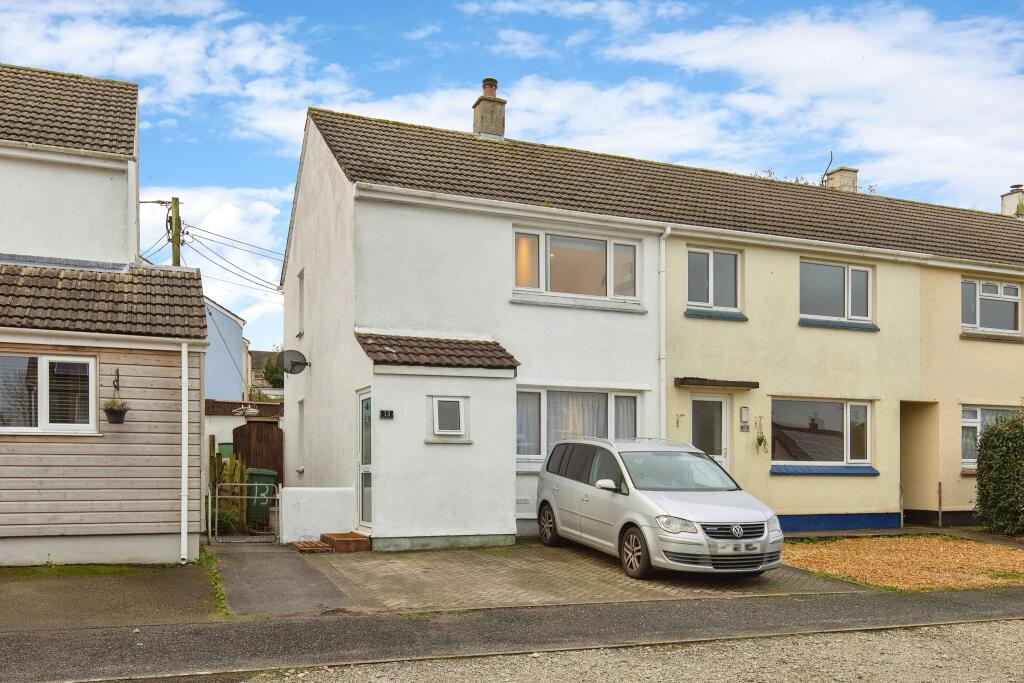 3 bedroom end of terrace house for sale in Rectory Road, Lanivet